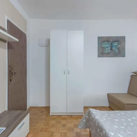 Studio In - Istrien 44044 Apartment Porec